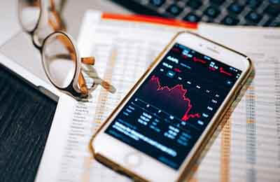 金融銀行理財(cái)論文